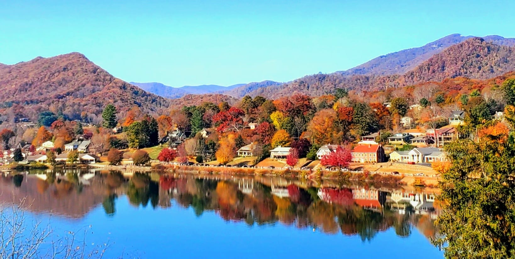 Lake Junaluska in Fall